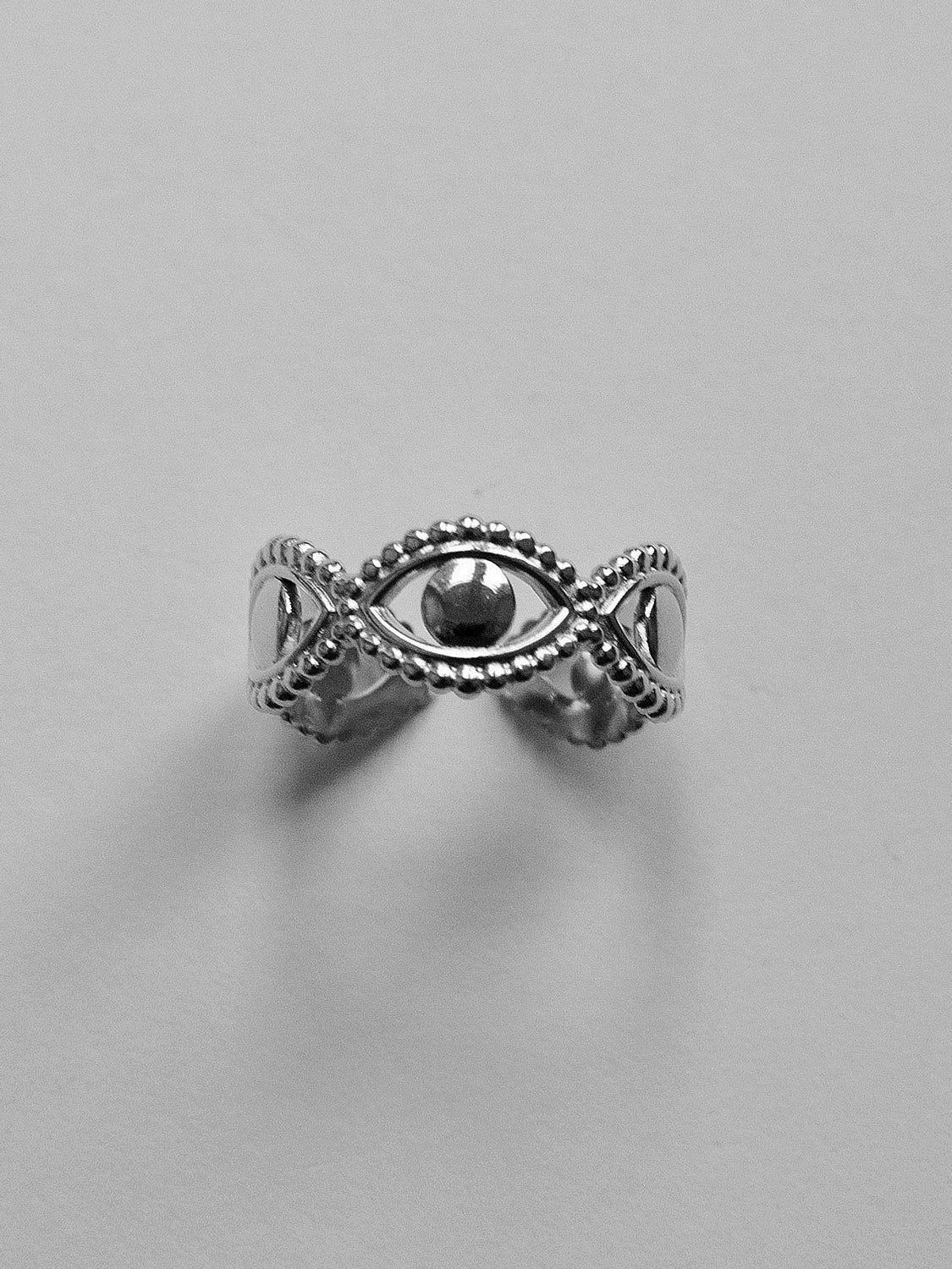 Eye of Horus Infinity Ring   Silver1