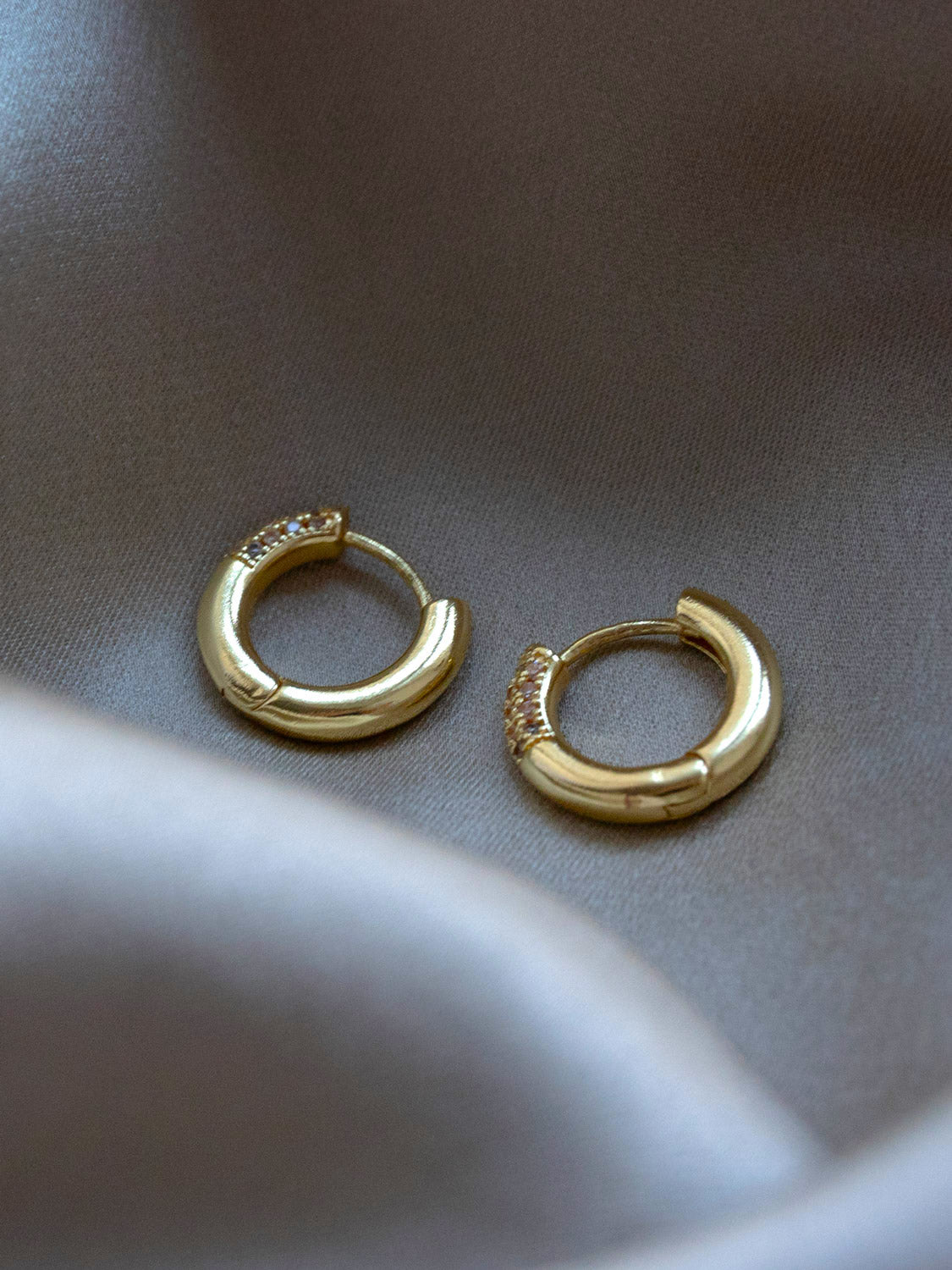 Gemstone-Dipped Gold Huggies, S925