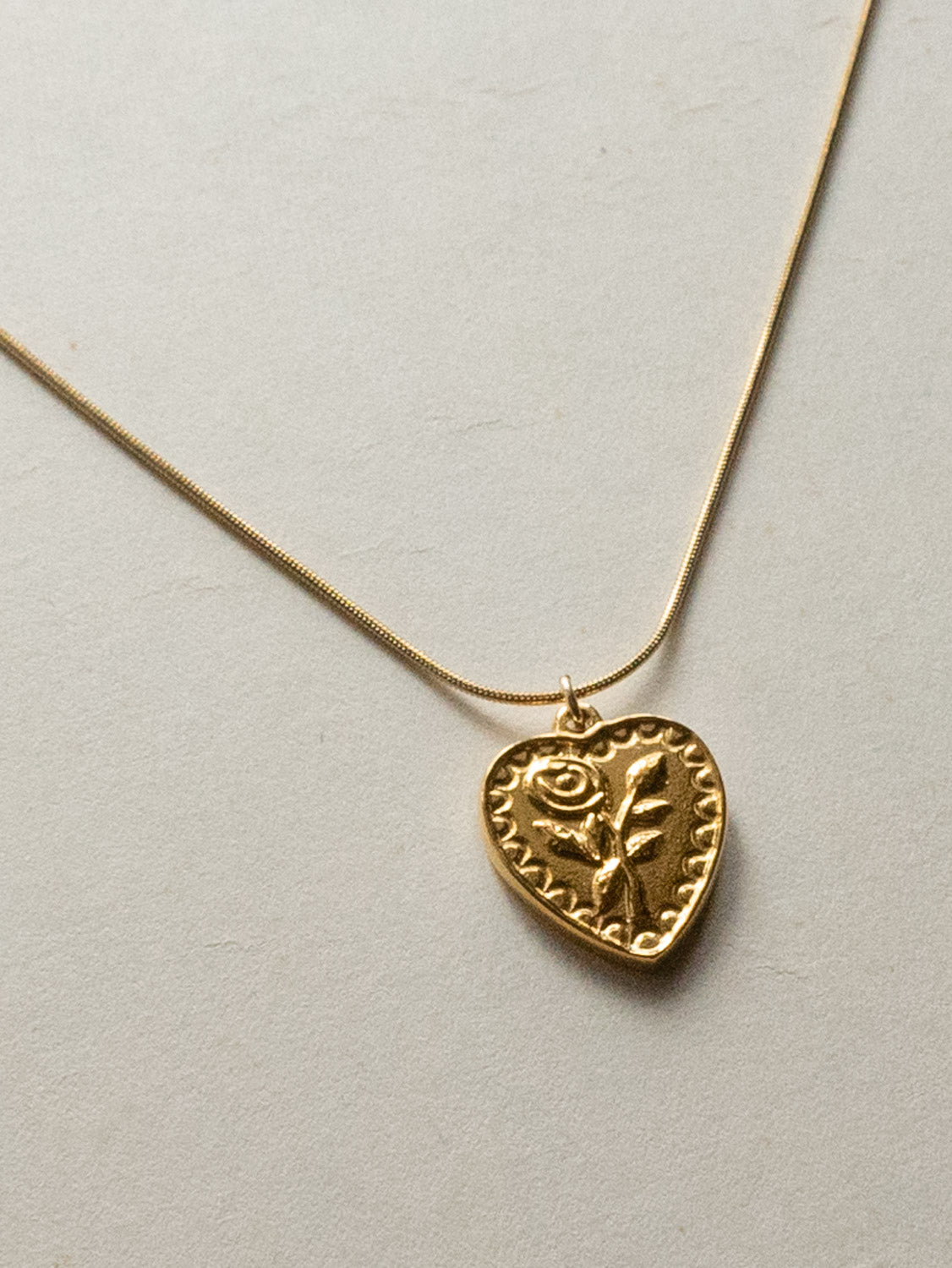 Heart Rose Pendant Necklace   Stainless Steel  Gold3