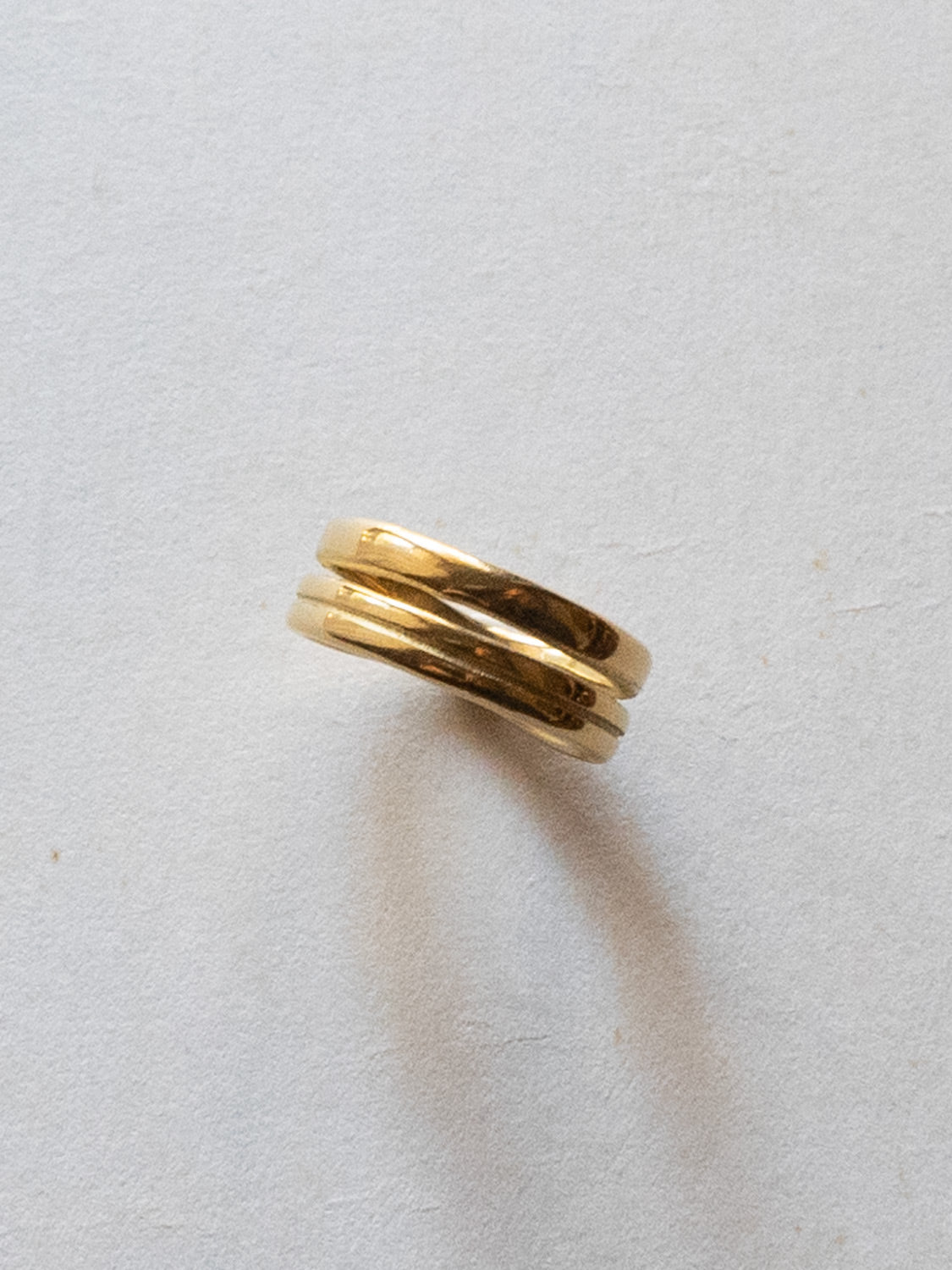Intertwined Ring   Gold2