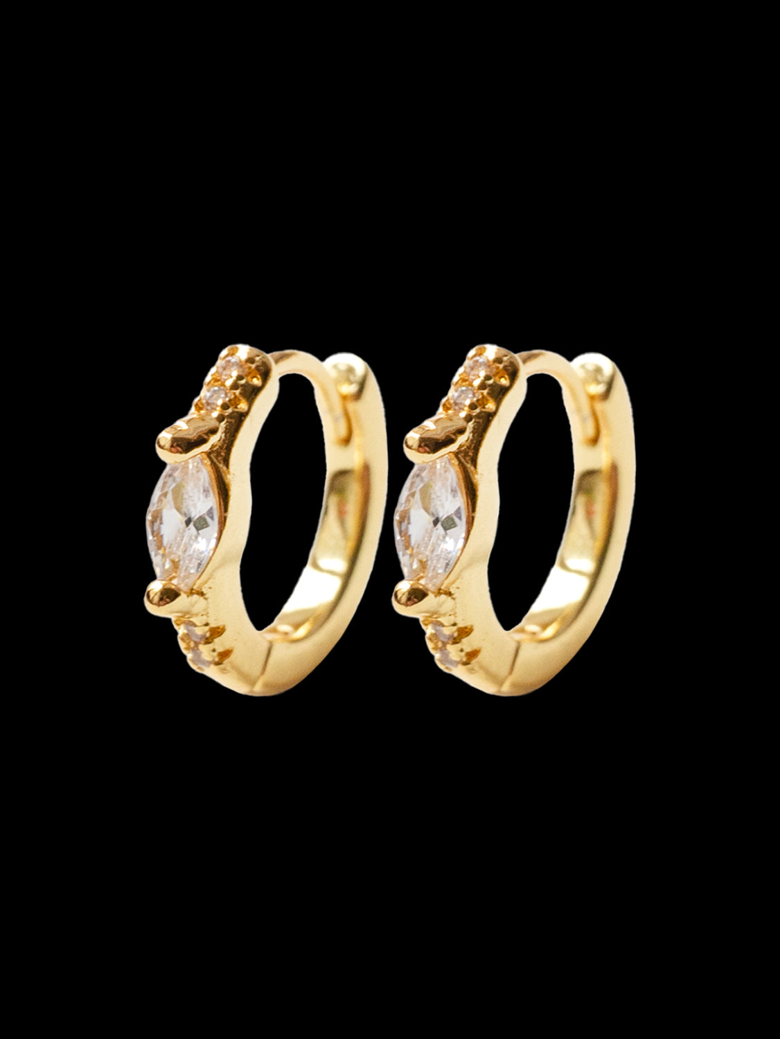 Little Star Chain Huggies  S925   Clear  Gold black