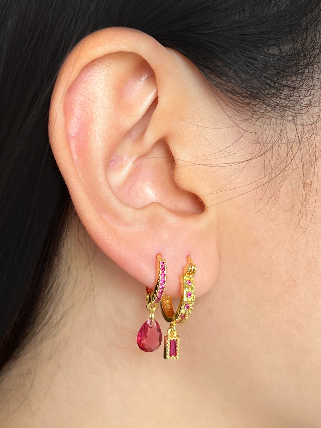 Starburst Huggies with Rectangular Gemstone, S925 - Magenta, Gold