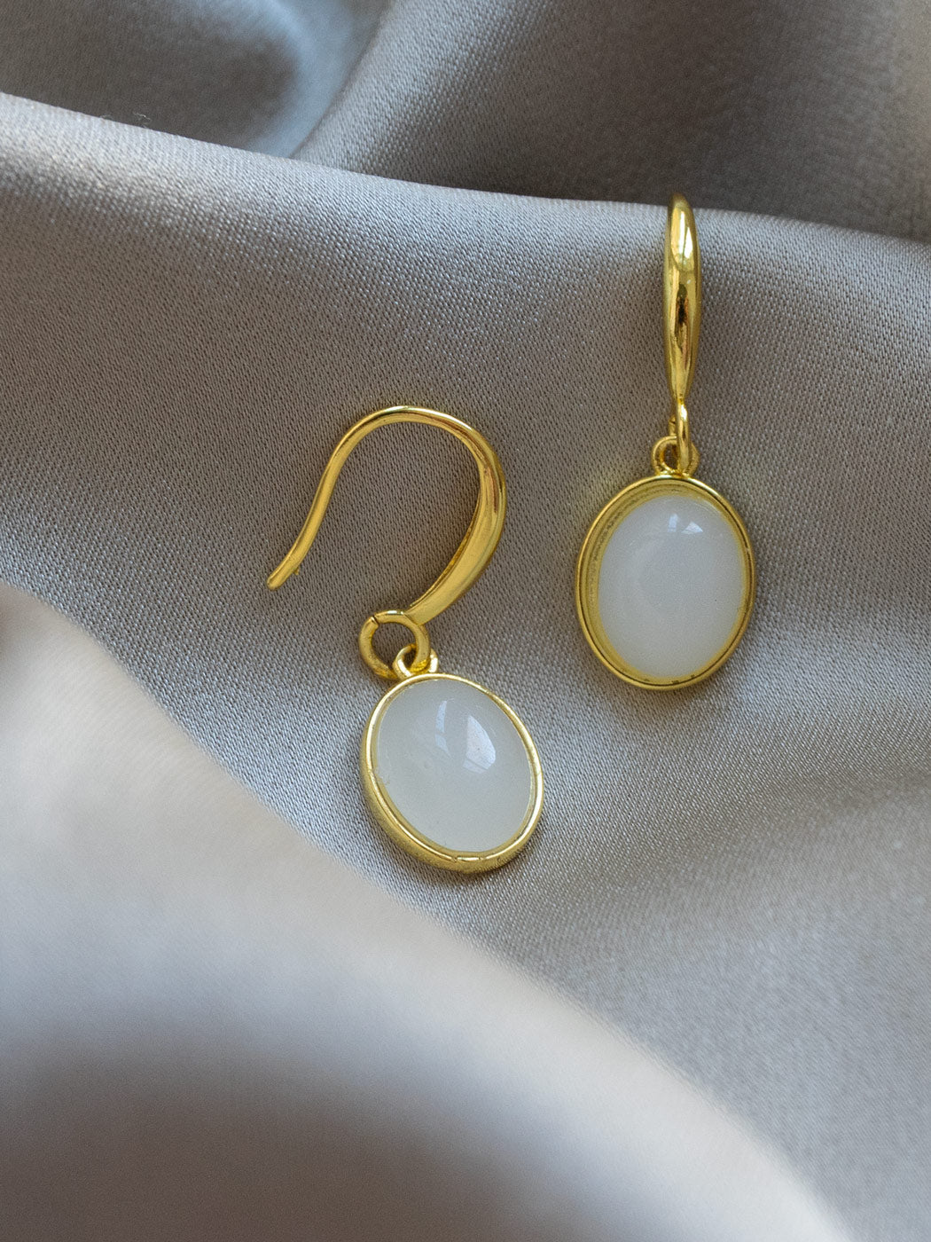 Oval Jade Dangle Earrings   White3
