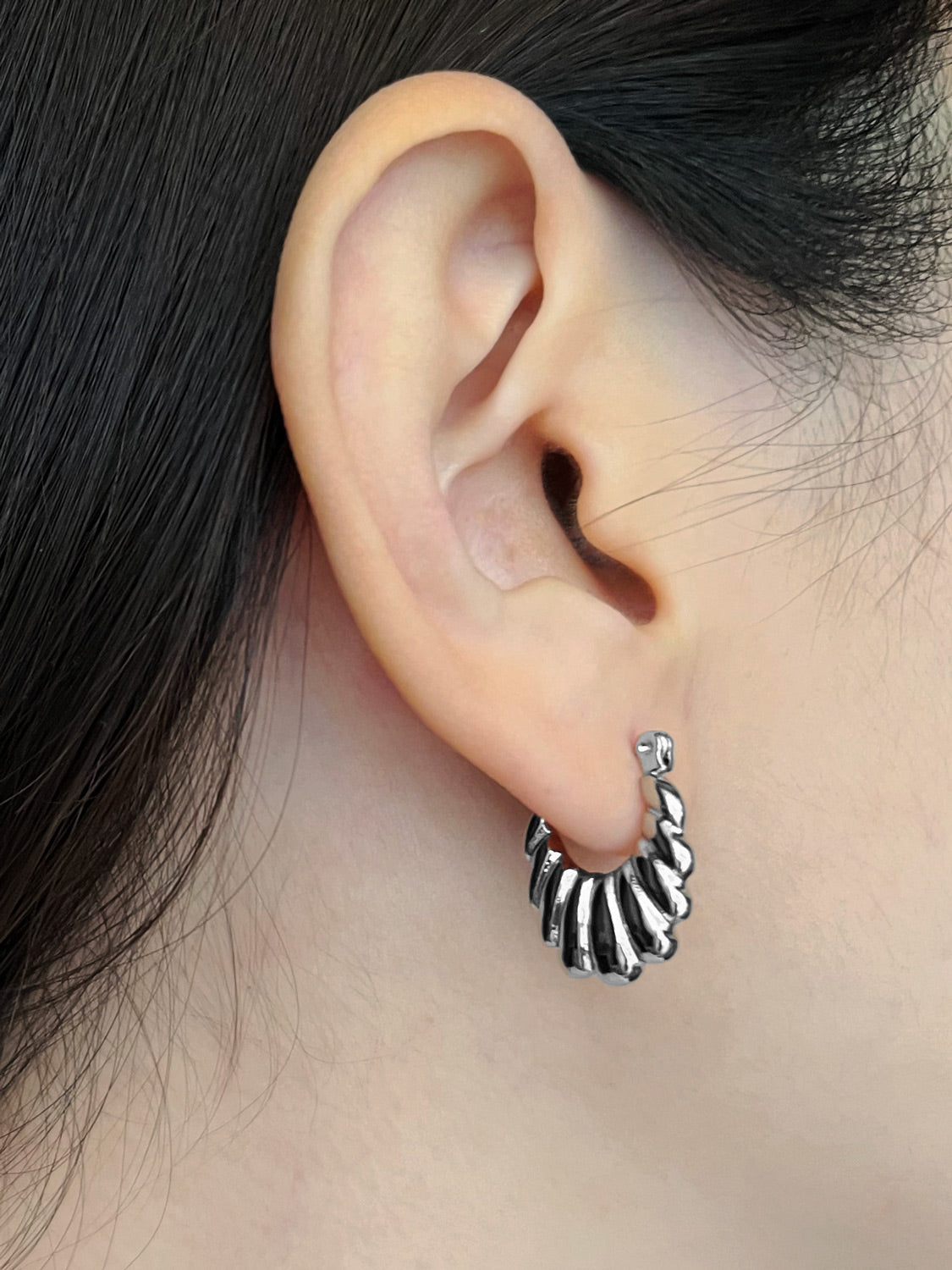 Petal Hoops - Stainless Steel, Silver