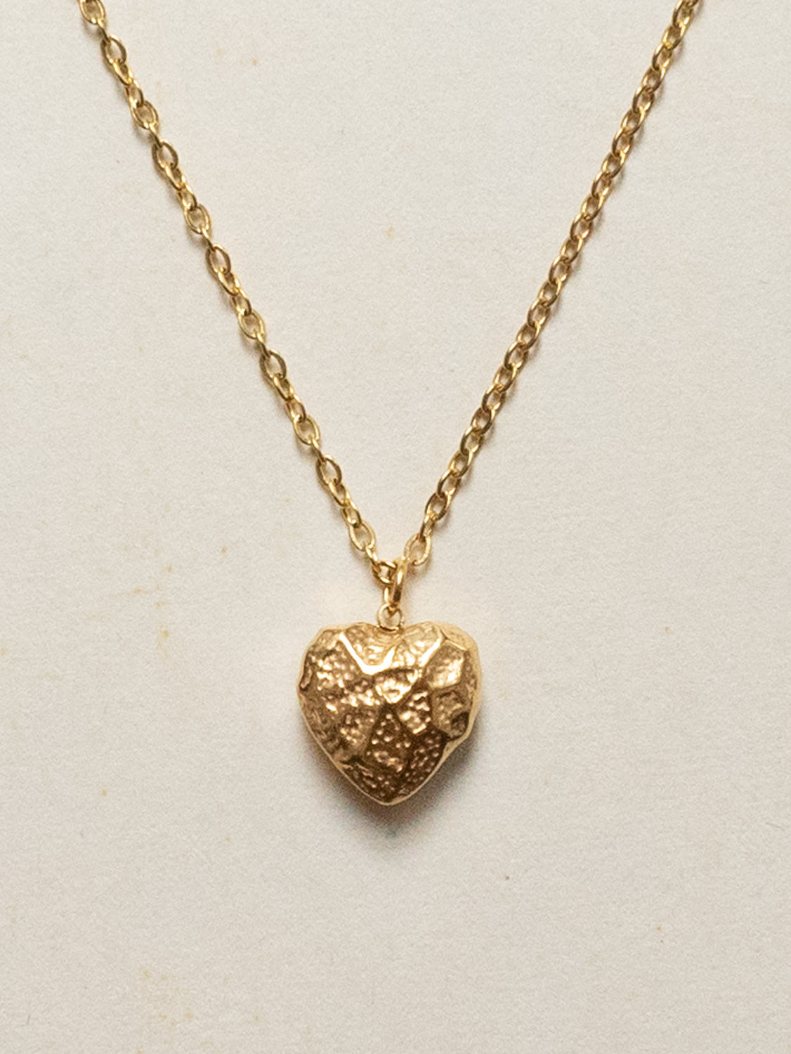Petite Stone Heart Necklace   Gold 8bb4f9e1 ff86 4f51 9661 0568bad64f4f