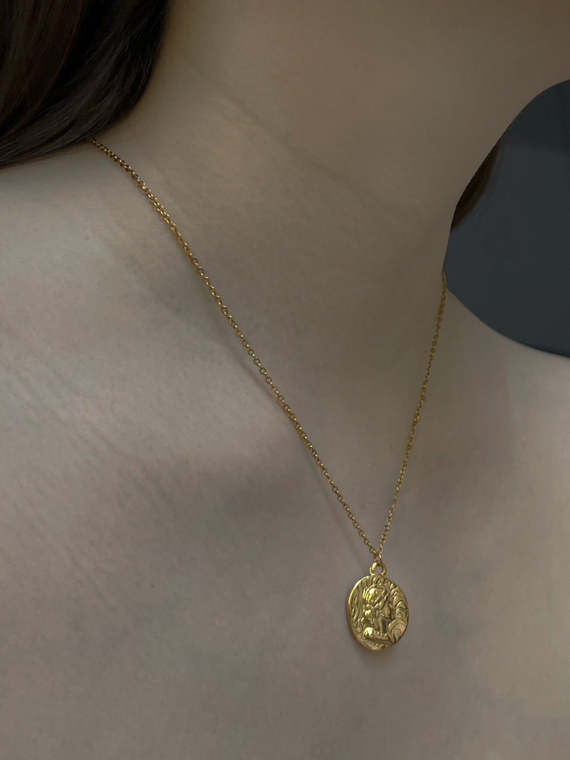 Roman Coin Pendant Necklace   Stainless Steel  Gold4