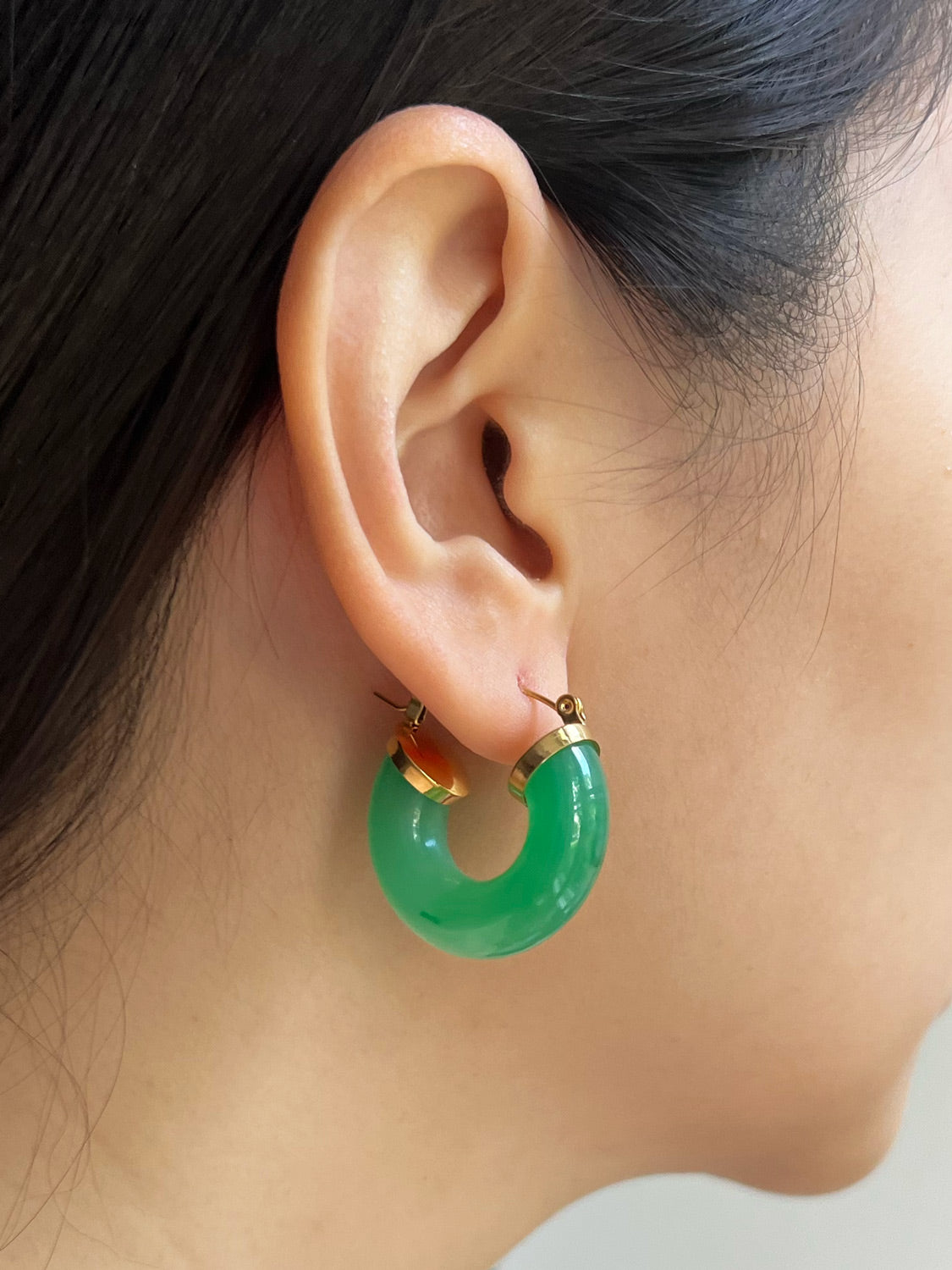 Round Resin Hoops   Jade Green 0642afb0 7ddb 45f7 a1b2 5557e4278495