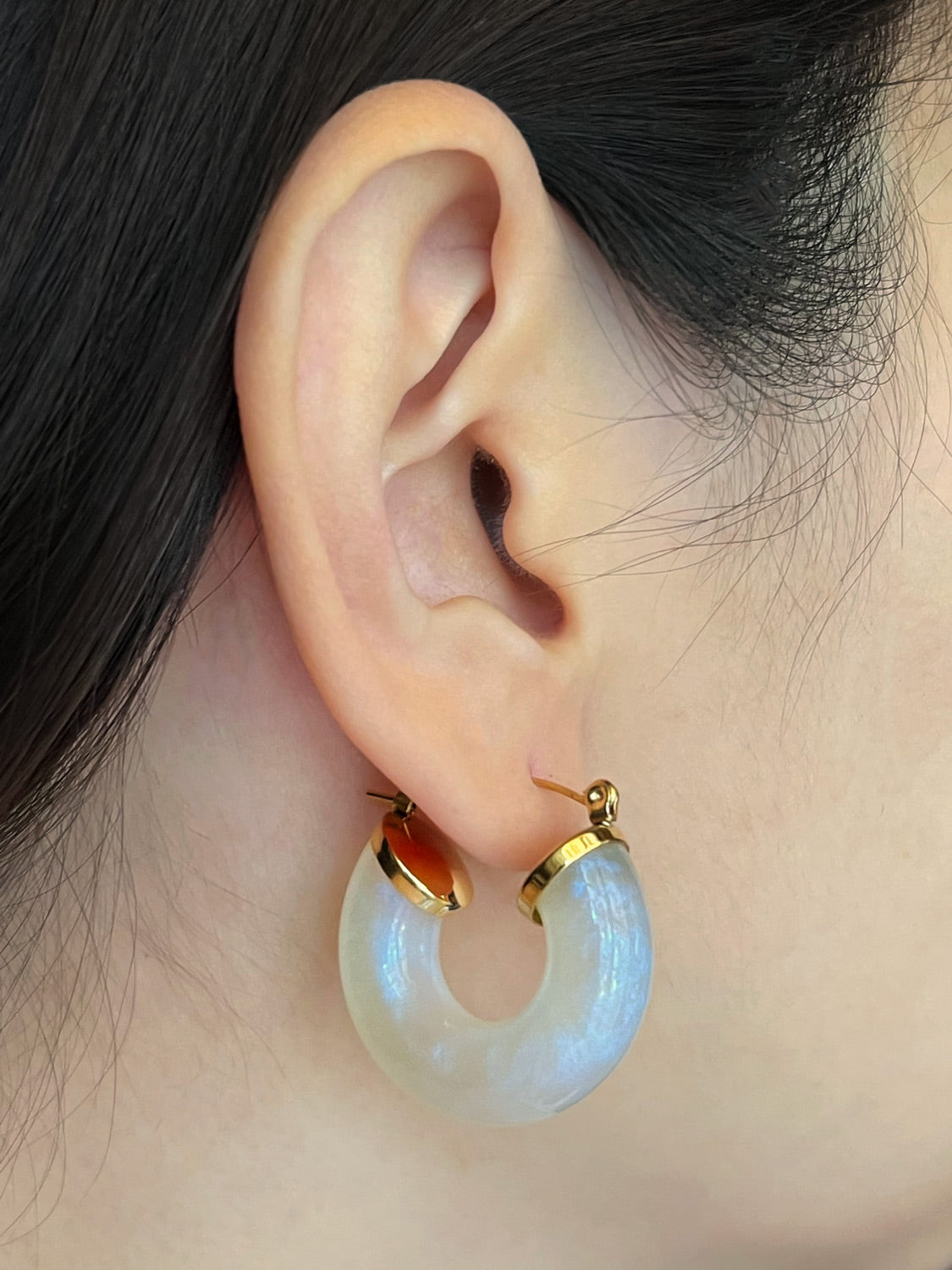 Round Resin Hoops - White