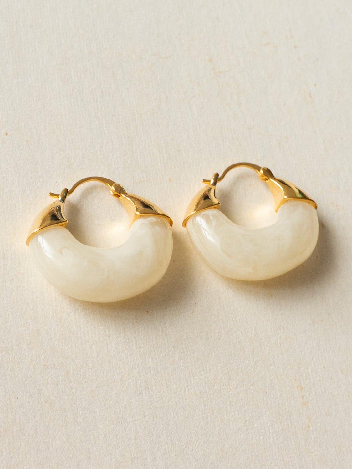 Treasure Boat Hoops - White