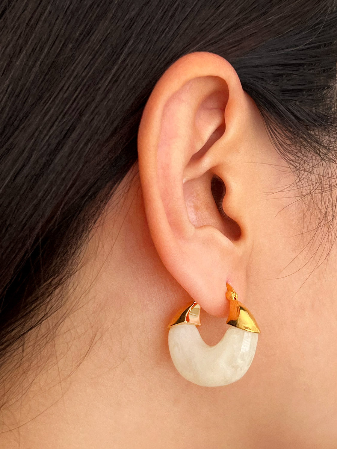 Treasure Boat Hoops   White c7e61b41 d272 4f3b b20c a55ed4781831