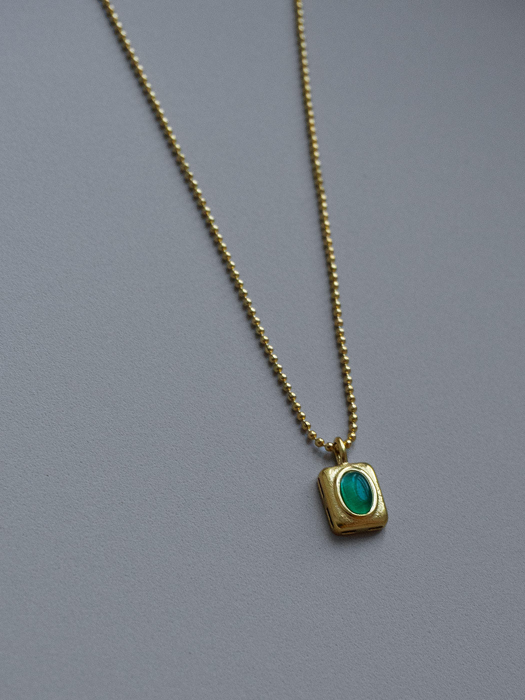 Vintage Pendant Necklace - Sea Green