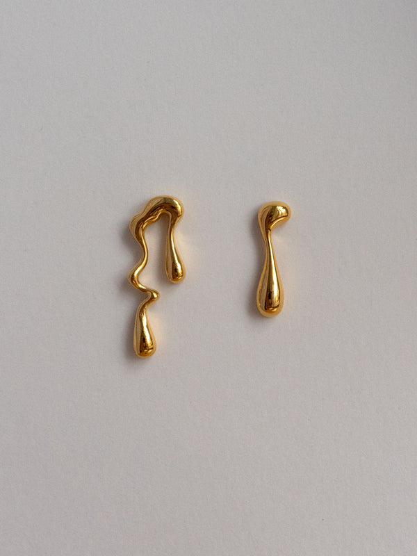 Dripping Gold Paint Asymmetry Earrings
