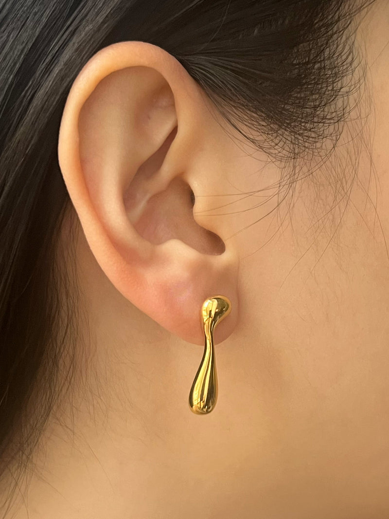 Dripping Gold Paint Asymmetry Earrings