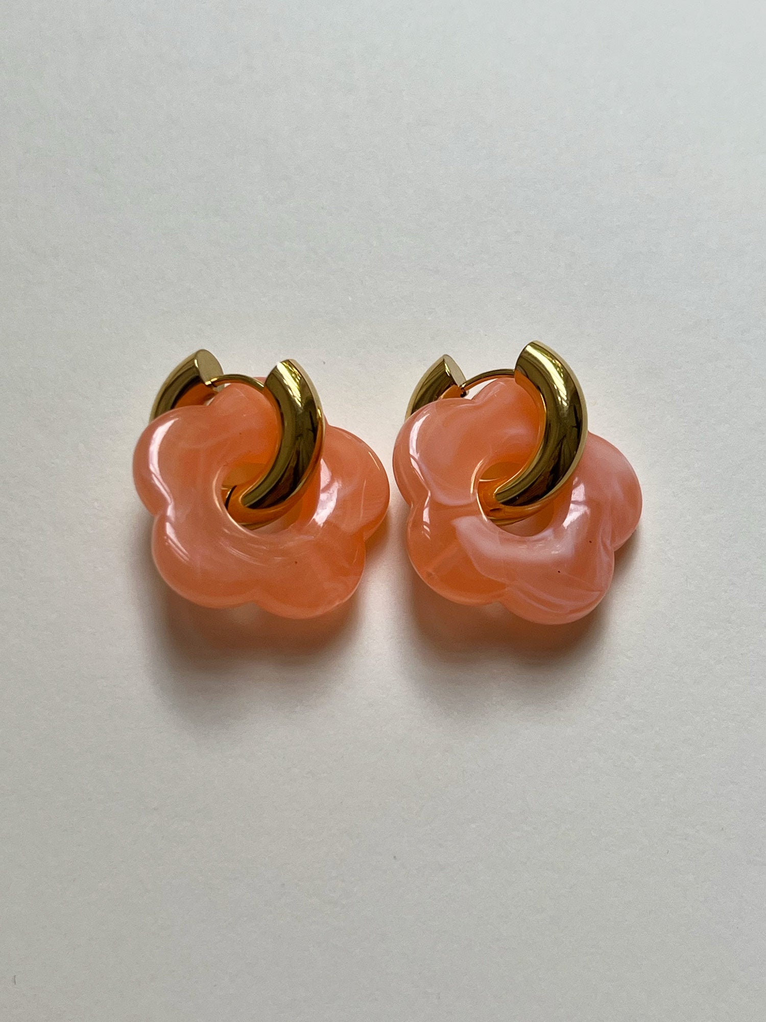 Flower Donut Hoops - Marbled Peach