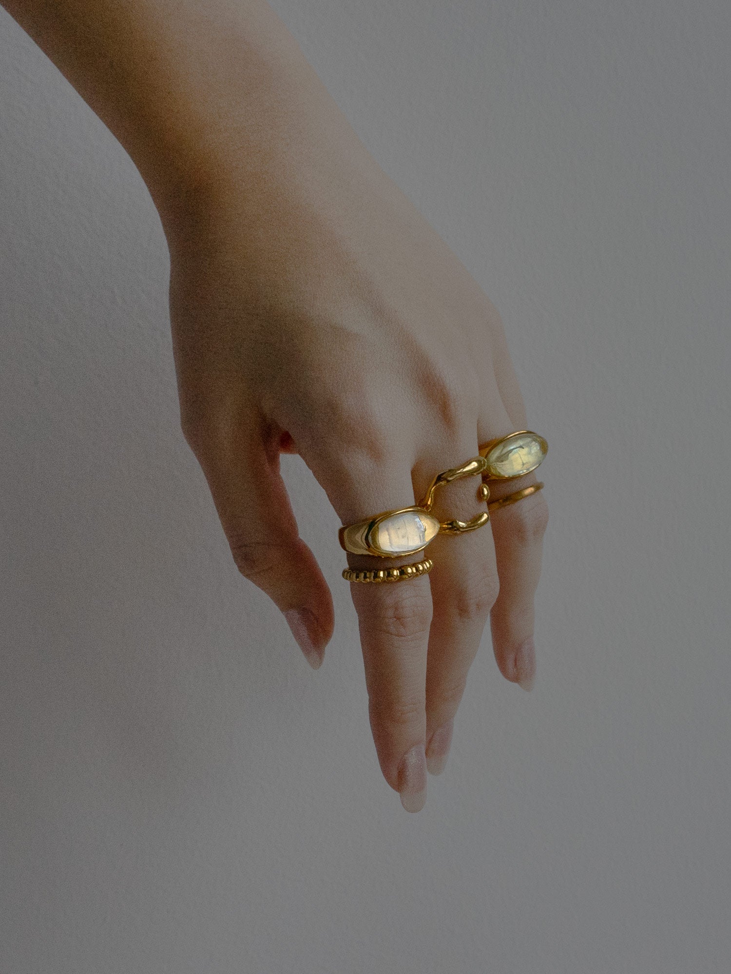 gold rings fluidity