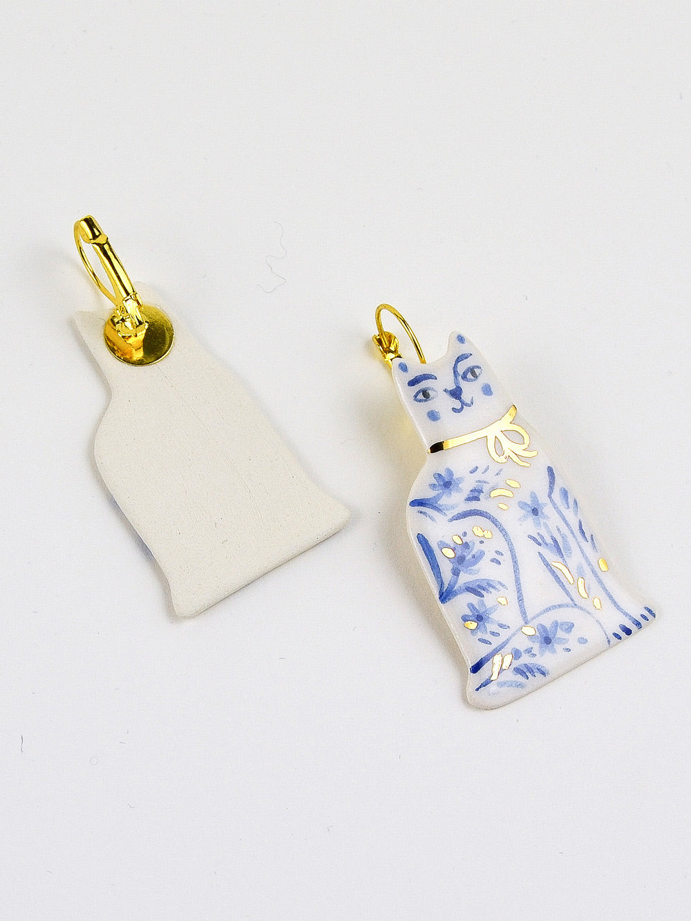 Ceramic Handpainted Cat Earrings with Flowers - Gold/Blue