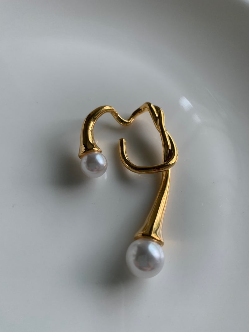 Intertwined Earring