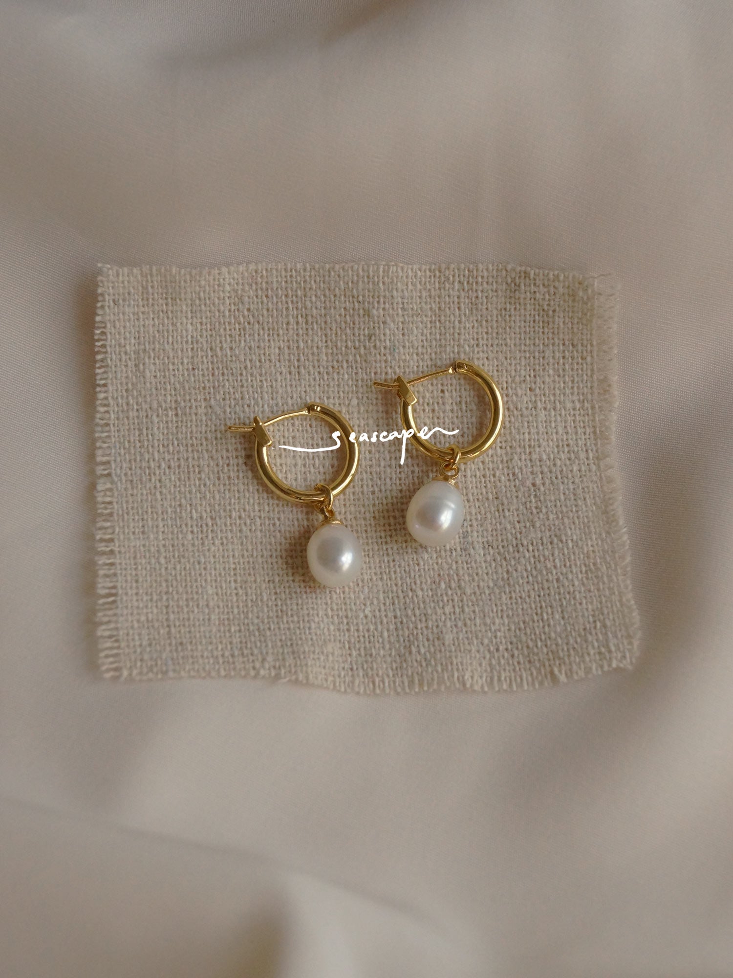 Boucles d'oreilles perles AKSHA *Plaqué or 18 carats