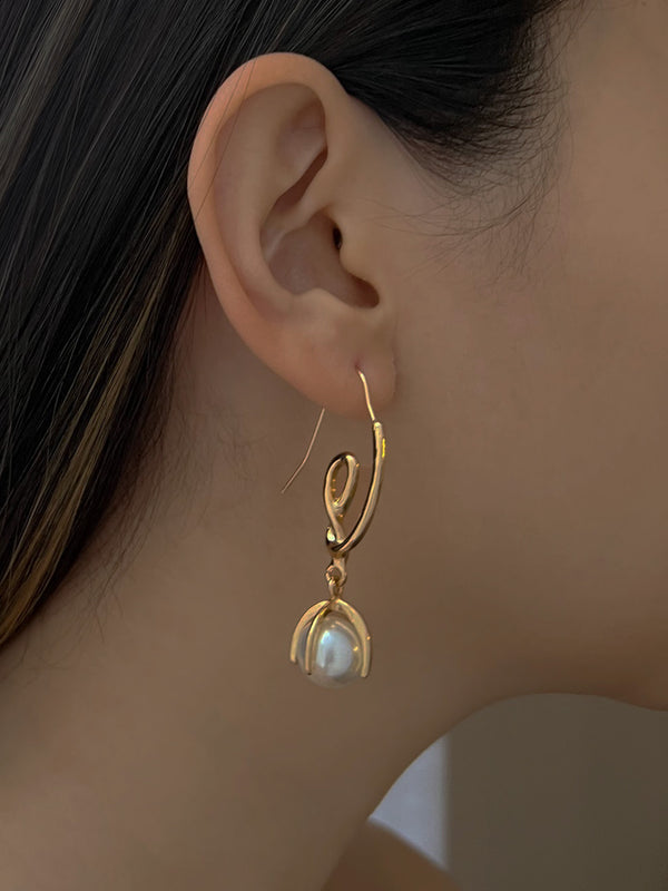 Artful Pearl Dangle Earrings