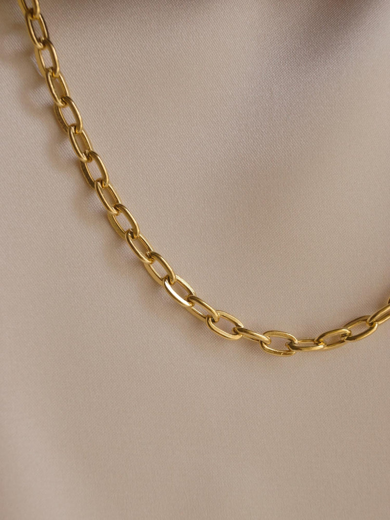AYN Chain Necklace *18K Gold-plated