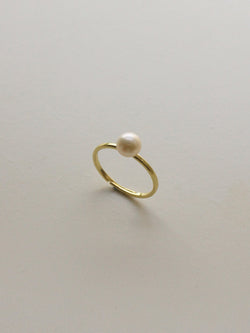 Pearl Ring - Medium Pearl *14k Gold-plated S925