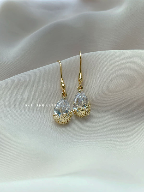 Freyja Drop Earrings *18K Gold-plated