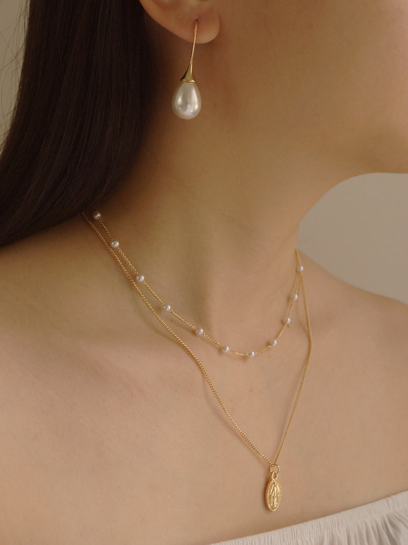 EDRIE Pearl Necklace