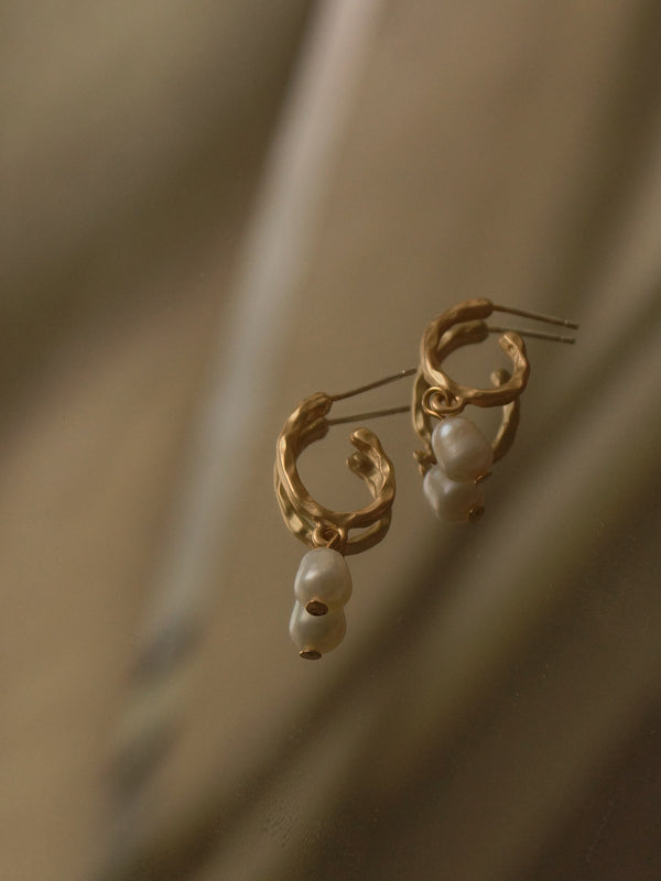 Hanne Earrings *S925 Ear-posts