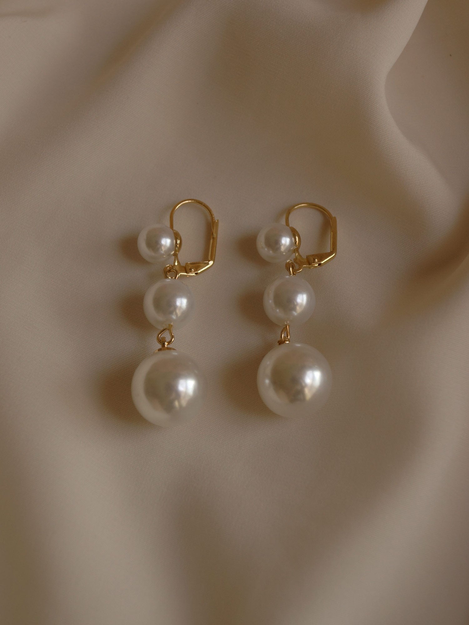 gabi label magda pearl earrings 1