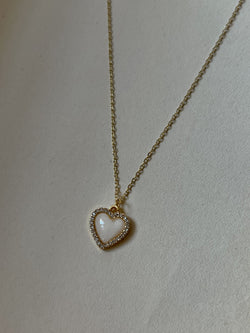 Dainty Gold Necklace with Heart Pendant