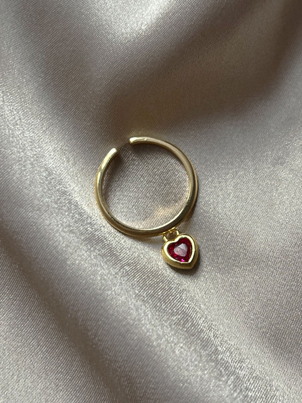First Crush Sweetheart Ring - Raspberry Pink