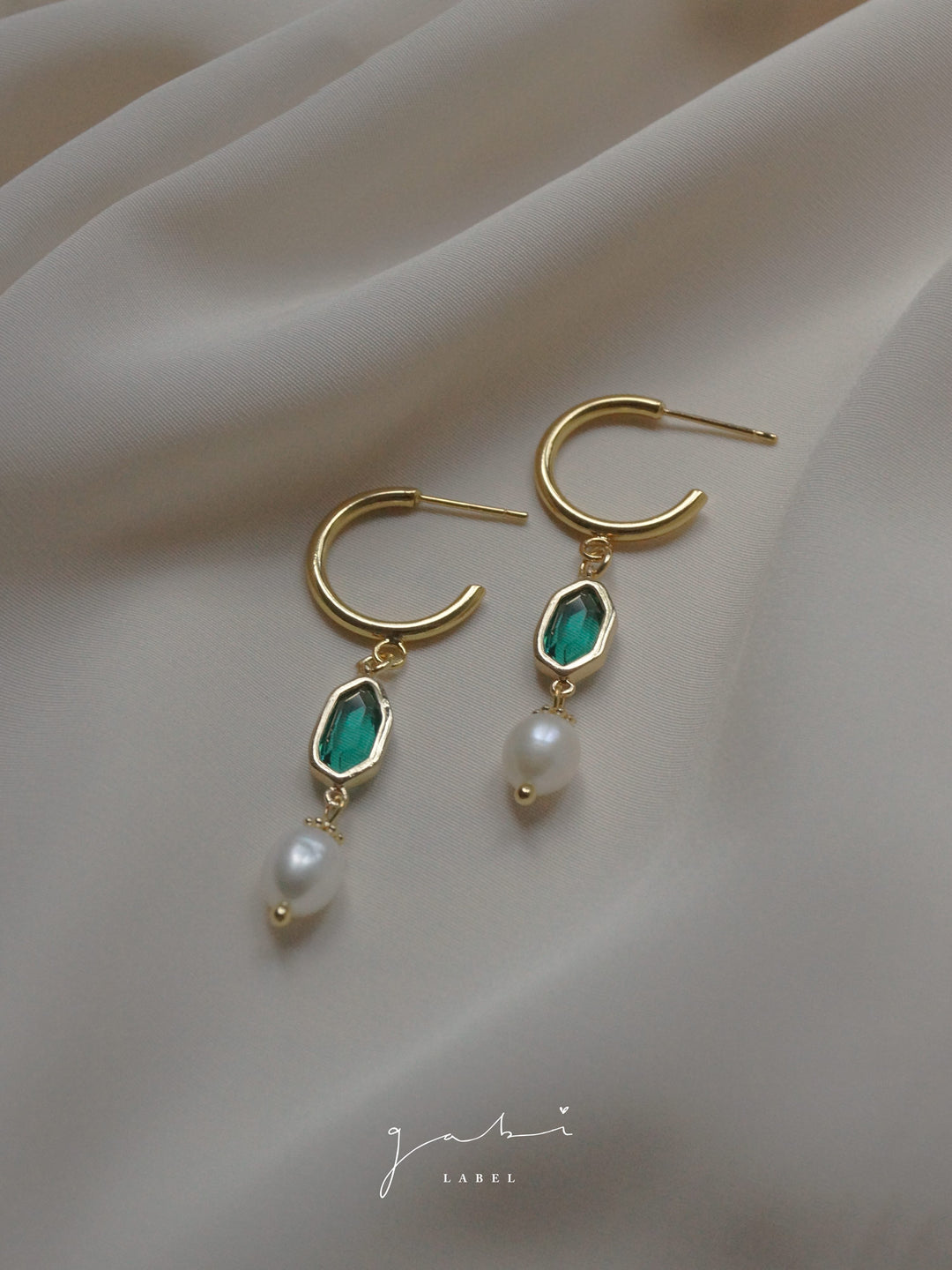 HILDUR ORGANIC HOOP EARRINGS