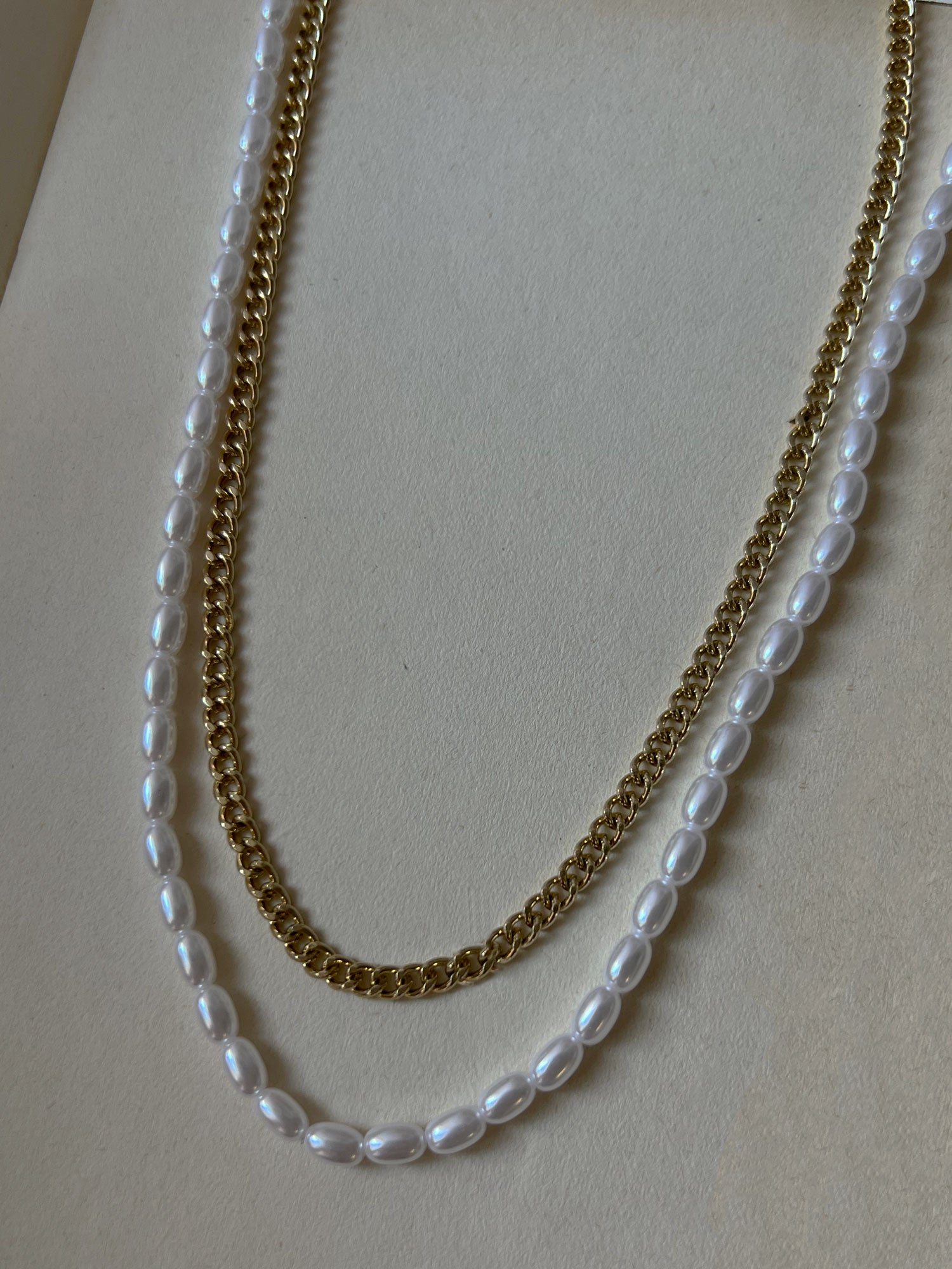 Pearl & Chain Layered Necklace