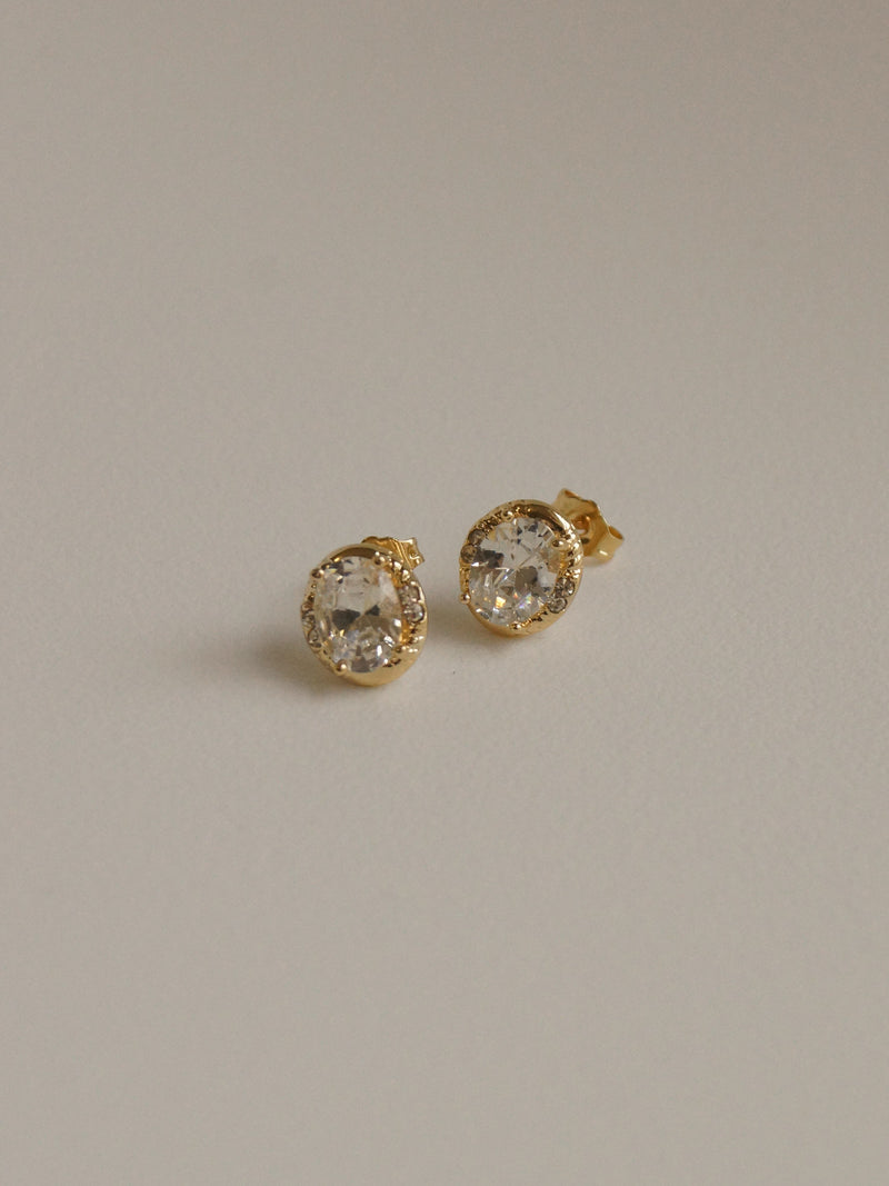 MAYA Earstuds *Gold-plated