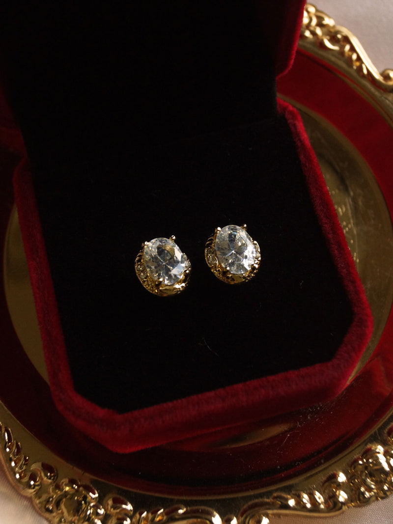 MAYA Earstuds *Gold-plated