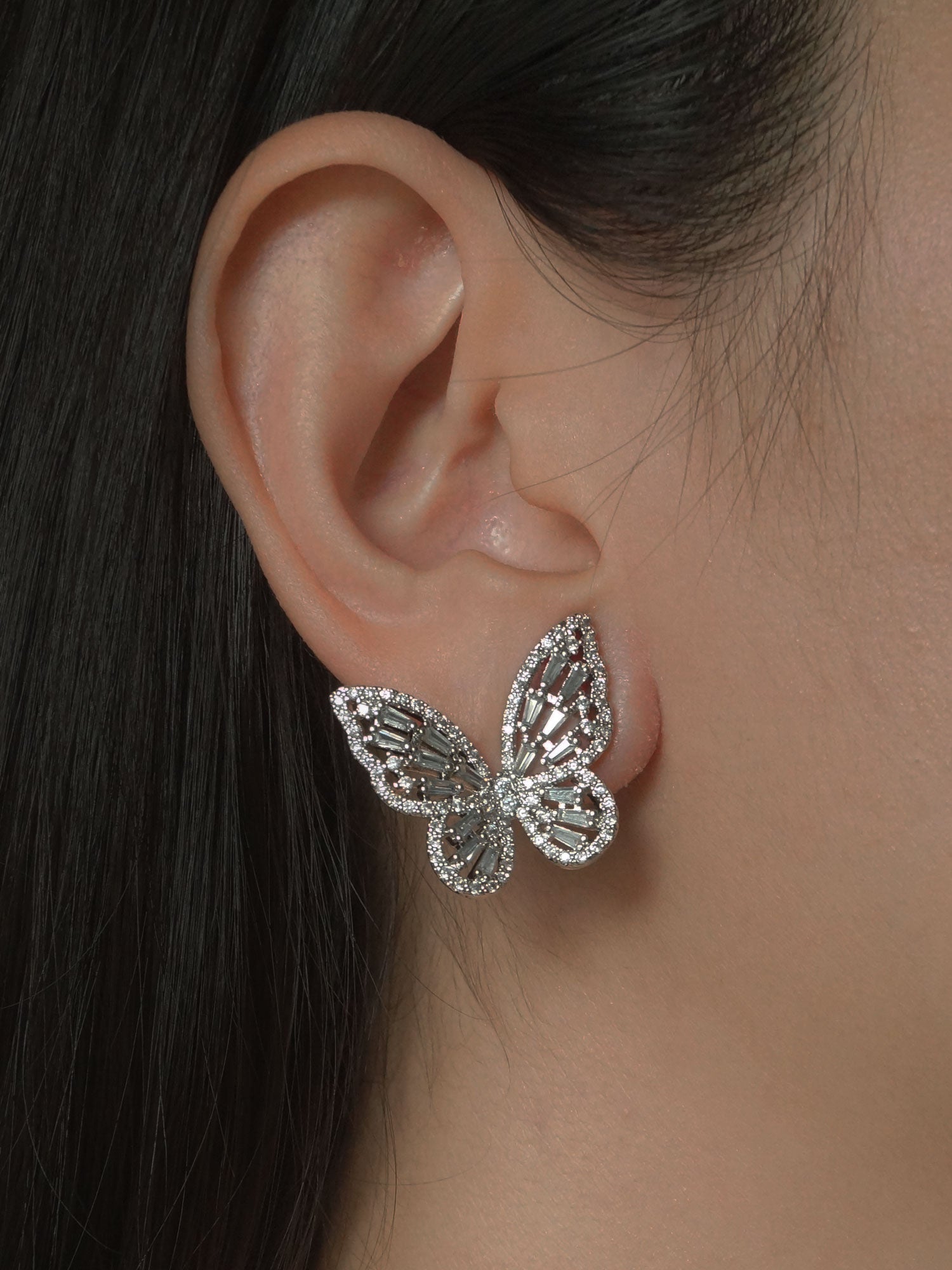 OAHU Butterfly Earrings - Silver *Platinum-plated S925 Earposts