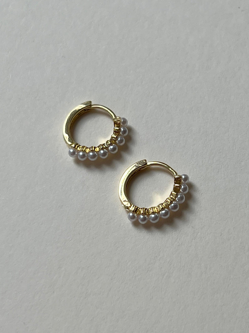 Pearl-lined Gold Huggies