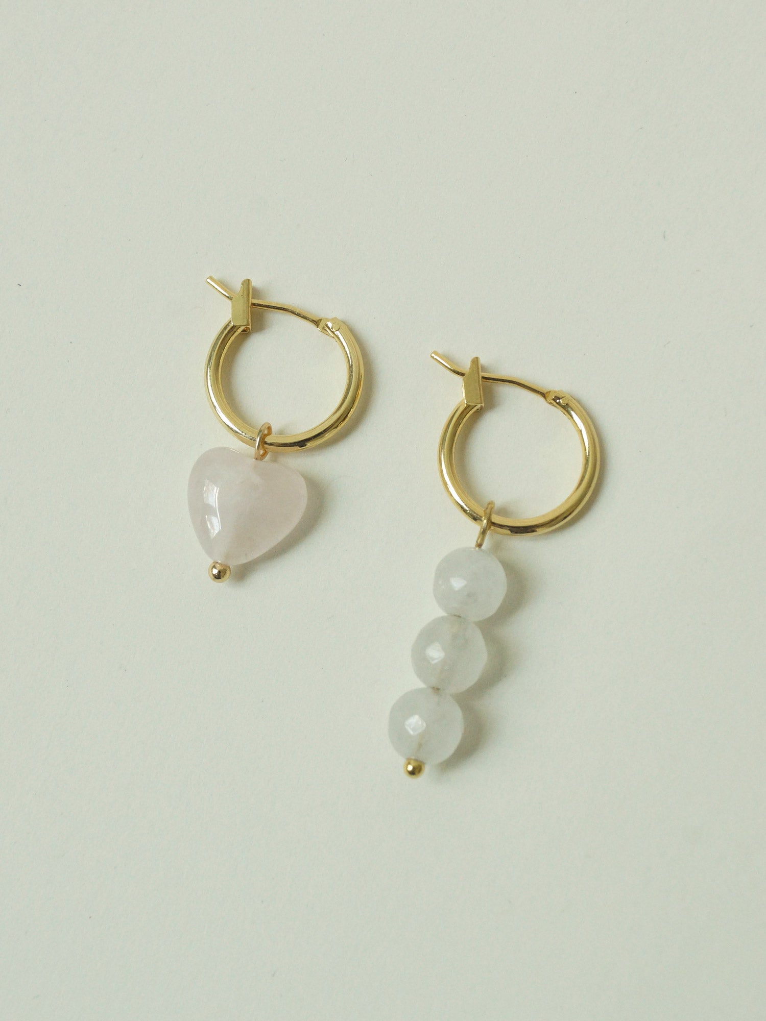 Little Stone Heart Mismatched Hoops - Pink/White