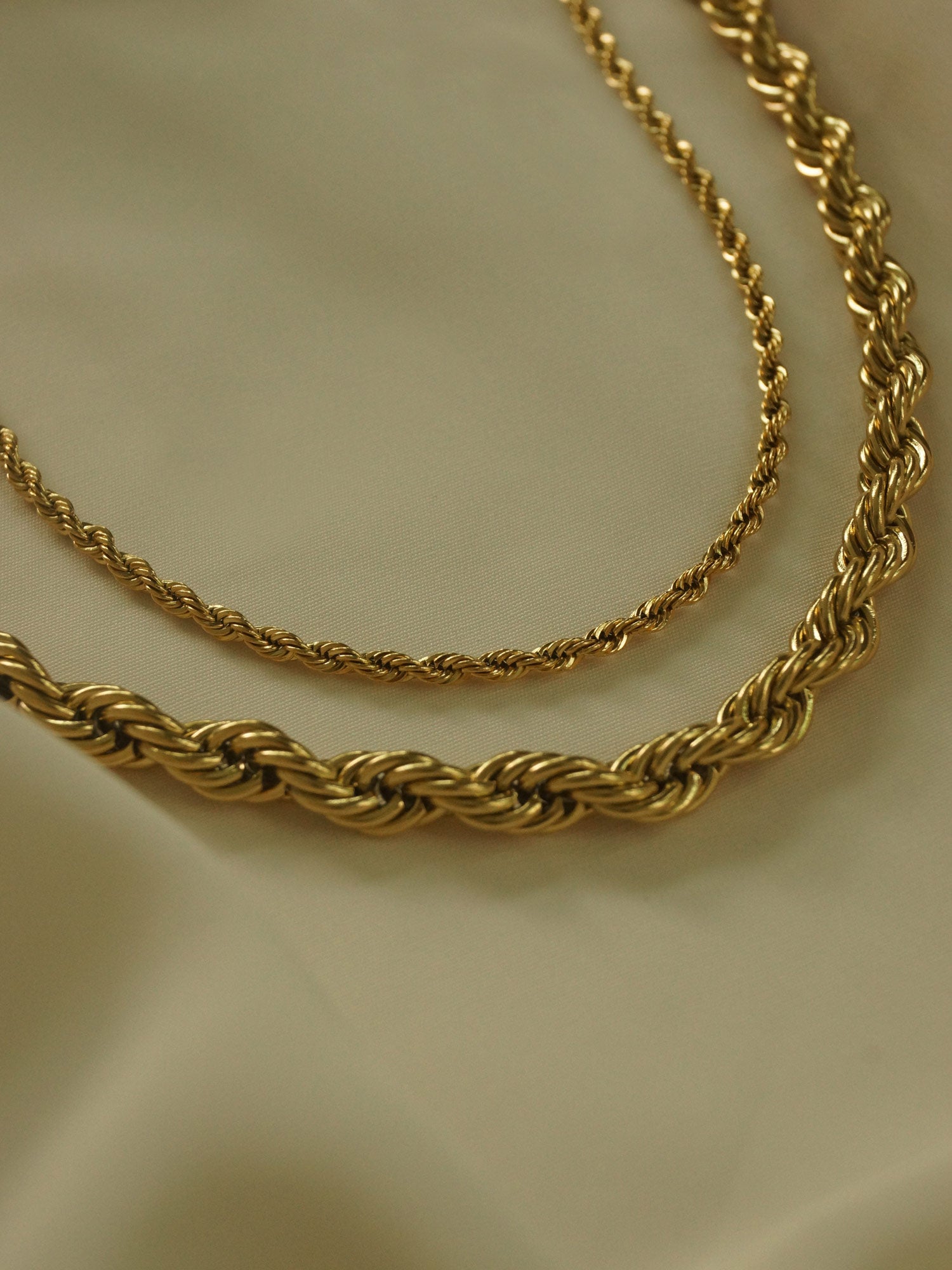 Collier corde - Mince *Acier inoxydable plaqué or 18 carats