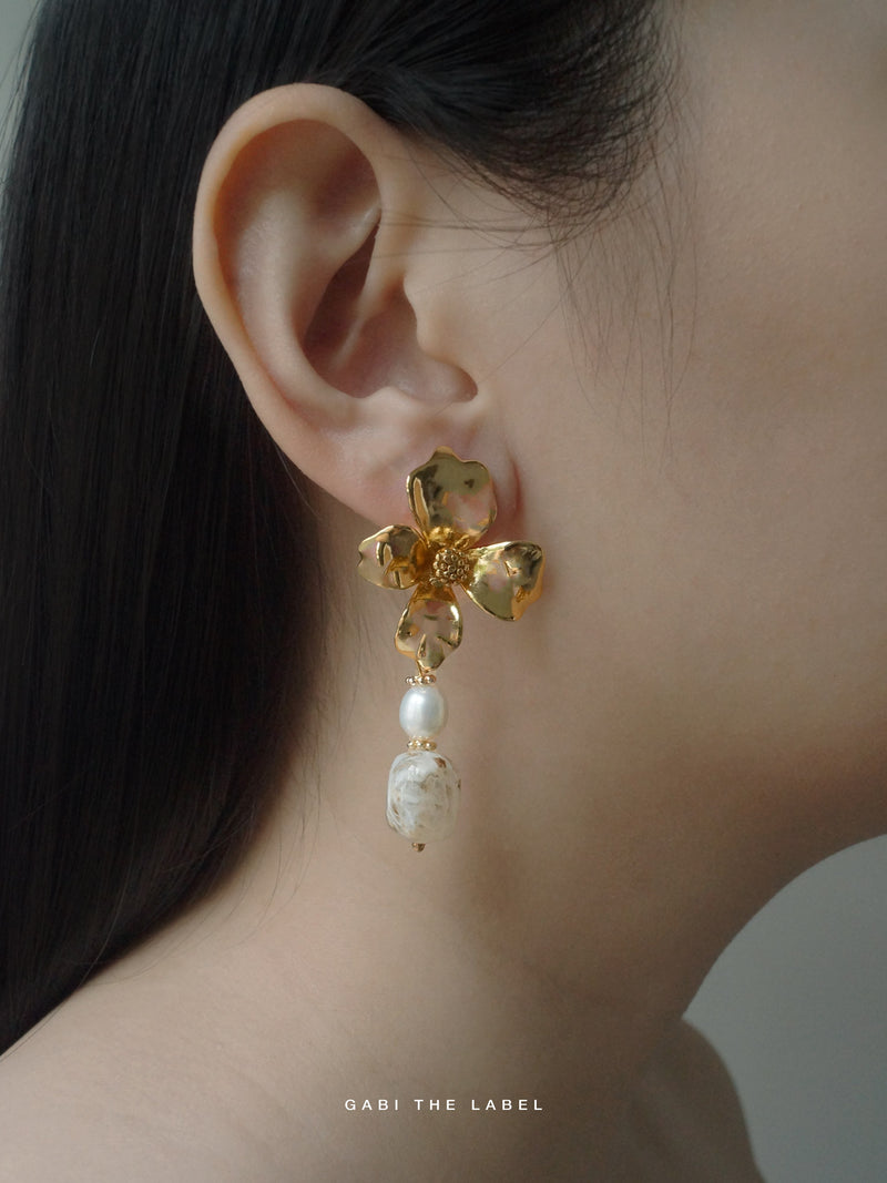 Sigrun Flower Earrings *18K Gold-plated